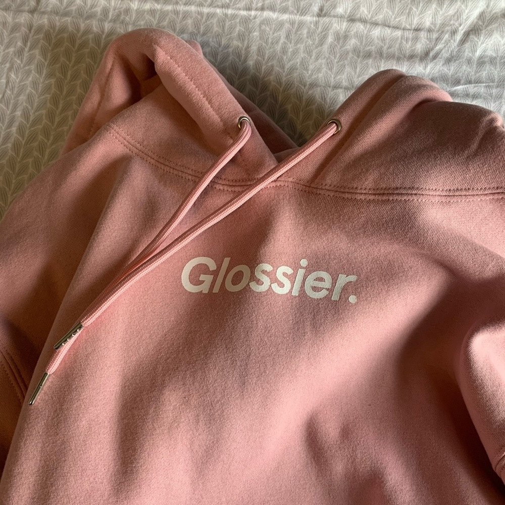 ✨NWOT Women’s glossier hoodie pink size S✨